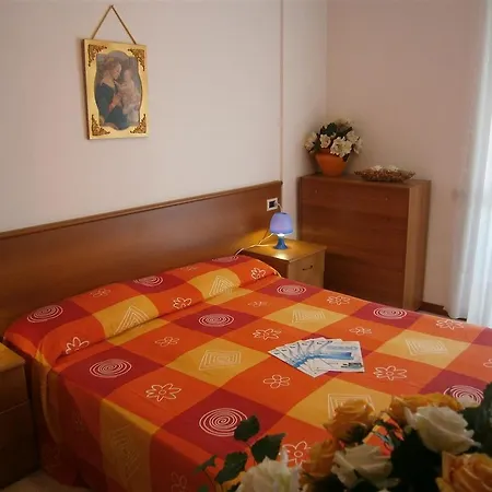 Auriga Del Sole 아파트 *